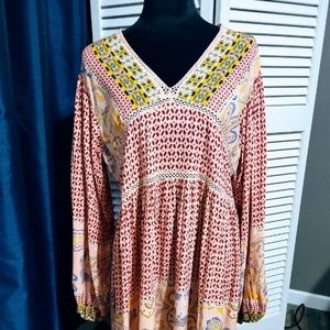 Easel Dress Coral w/ Paisley Accents and cream trim. Size L. Brand New.